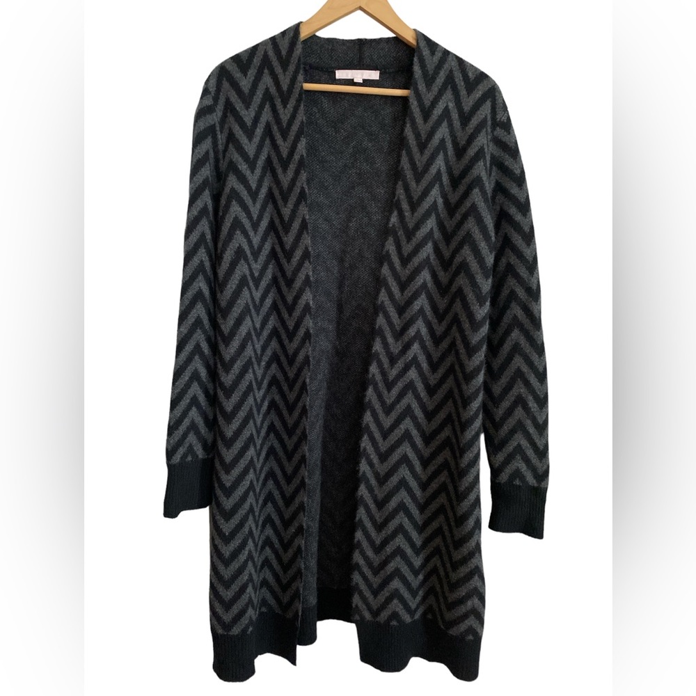 Chevron Patterned Black and Gray Cardigan